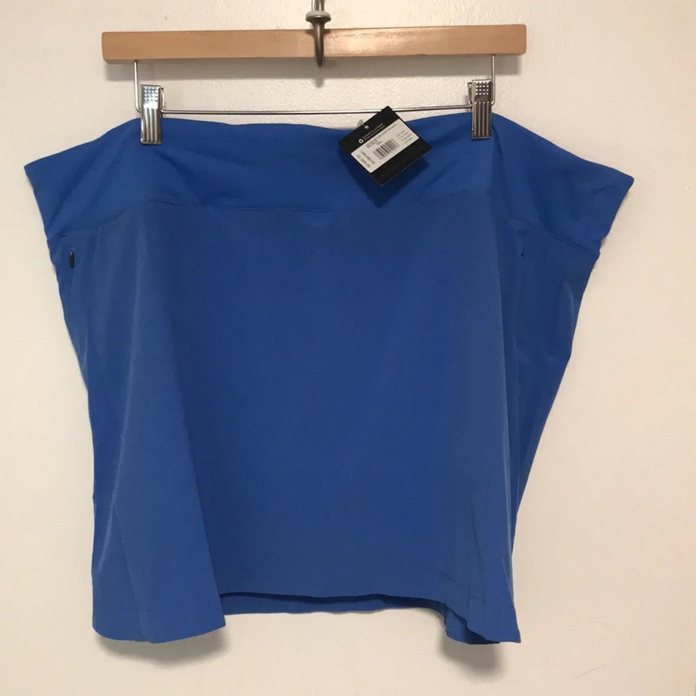 NEW Eddie Bauer Women's Departure Performance‎ Skort.